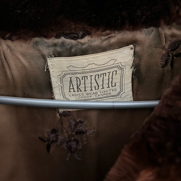 Lamb fur coat - Picture 2 of 4